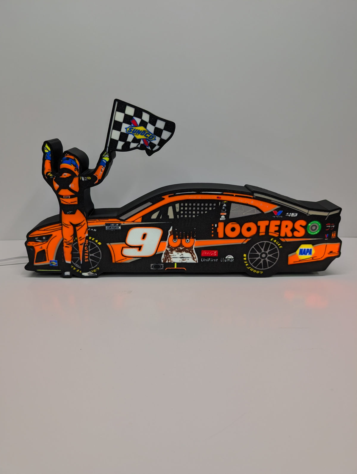 #9 Hooters Win LED Sign